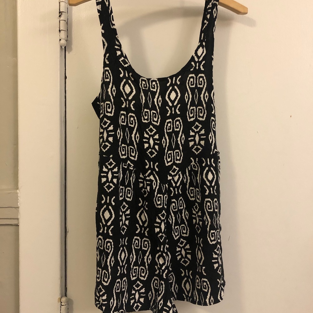 black/white tank playsuit - size small